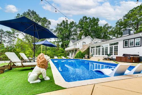 Spacious Durham Home w/Fire Pit & Hot Tub!