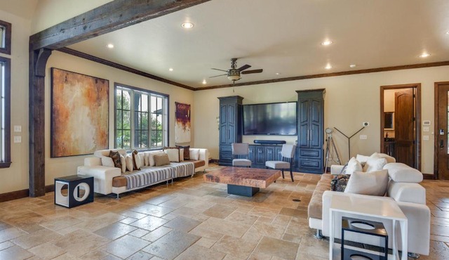 Spacious Edmond Vacation Rental w/Hot Tub!