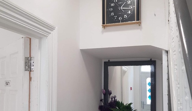 Spacious En-suite fully furnished Flat in the center of Blackpool