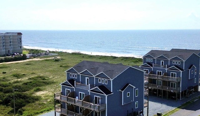 Spacious Family Stay - Ocean & Bay Views, Seaside Pool, & 2 King Beds!