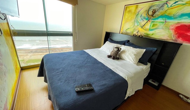 Spacious flat with Stunning Seaview