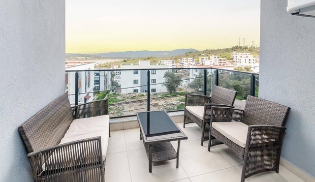 Spacious Flat with Balcony in Mugla