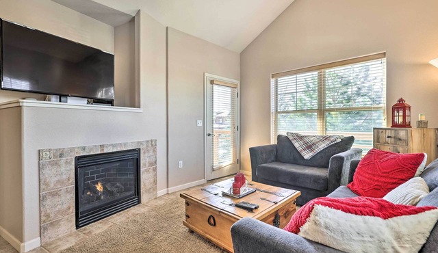 Spacious Fraser Condo ~ 6 Mi to Winter Park!