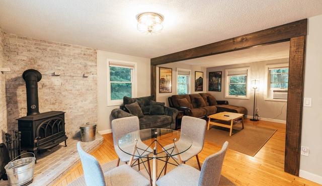 Spacious Freeport Home Near LL Bean, Fire Pit & Bradbury Mountain State Park