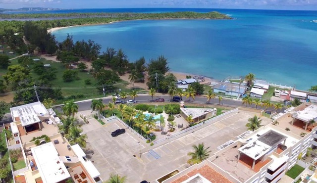 Spacious Full Apt w/Beach, Pools, Entertainment 3BR/2BT