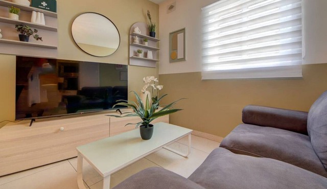 Spacious, fully equipped 4BR home in Pietà w/WIFI