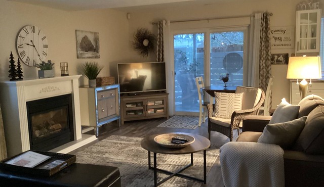 Spacious garden suite in beautiful Comox.