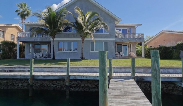 Spacious Gated Waterfront Villa with Private Dock