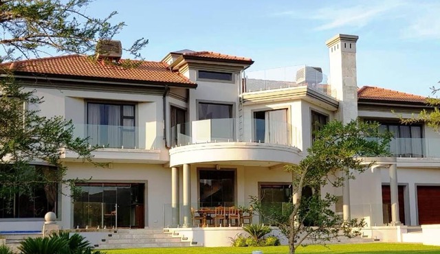 Spacious Golf & Wildlife Estate in Hartbeespoort 10 sleeper