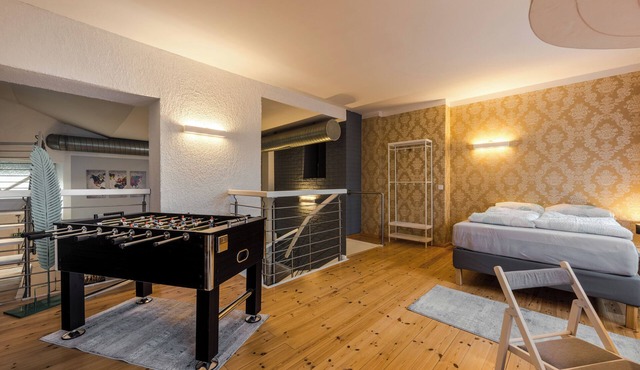 Spacious ground floor loft with 140 m² - ideal for families & groups of up to 6 (7) people