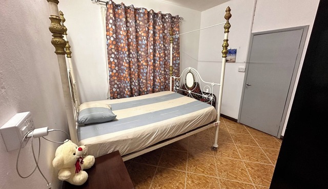 Spacious Ground Floor 2 Bedroom Home with Parking.