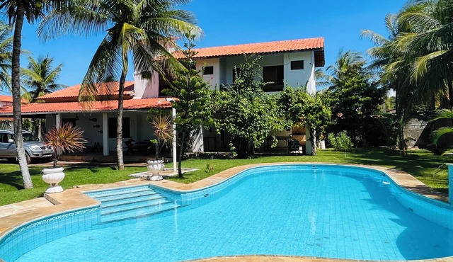 Spacious hip house located only 5 min walk to the beach