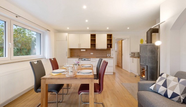 Spacious Holiday Apartment Maja