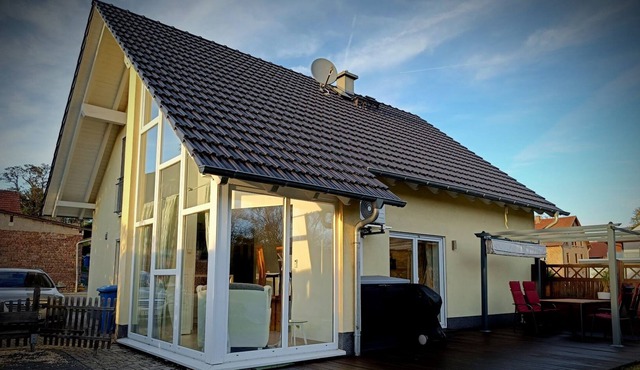 Spacious holiday home with terrace and conservatory.
