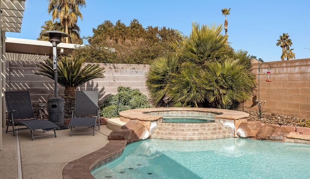 SPACIOUS HOME WITH HEATED SPA INCLUDED!