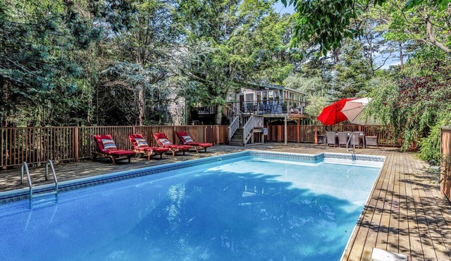 Spacious Home With Private Heated Pool (2389)