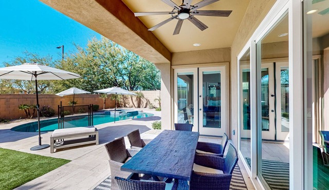 Spacious home with private heated pool, pool spa, grill, pool table, backyard