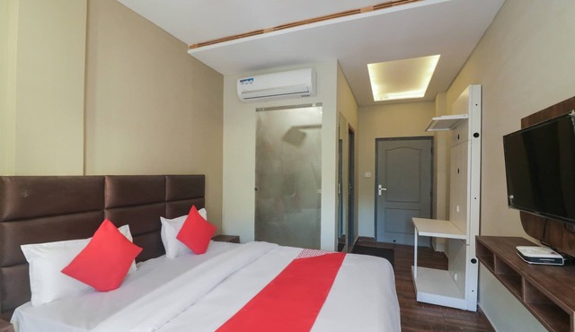 Spacious hotel in serene Rishikesh with fitness room, WiFi, AC