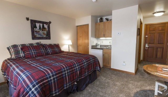 Spacious, Hotel-Style Room with Valley Views