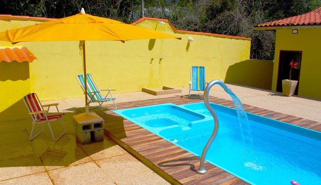 Spacious house with 3 suites and a swimming pool.