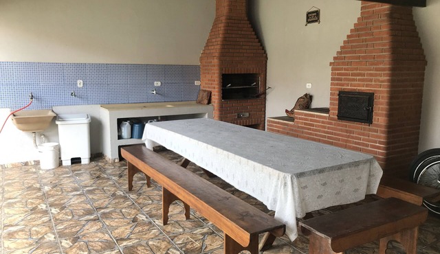 Spacious house 50 meters from the beach with wifi and air-conditioned rooms