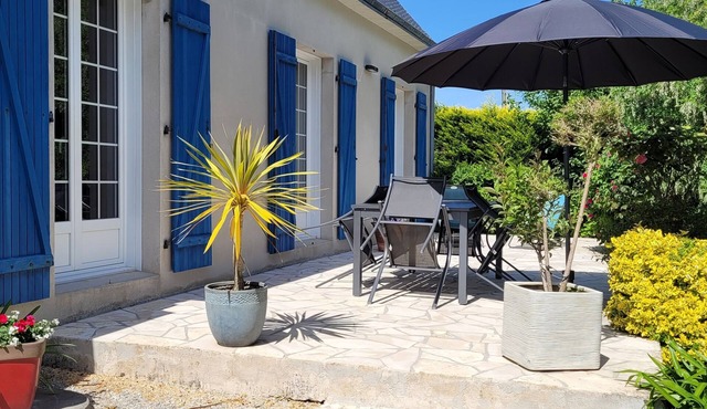 spacious house with large garden and terrace in the Bay of Douarnenez