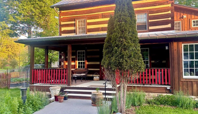 Spacious In-Town Retreat