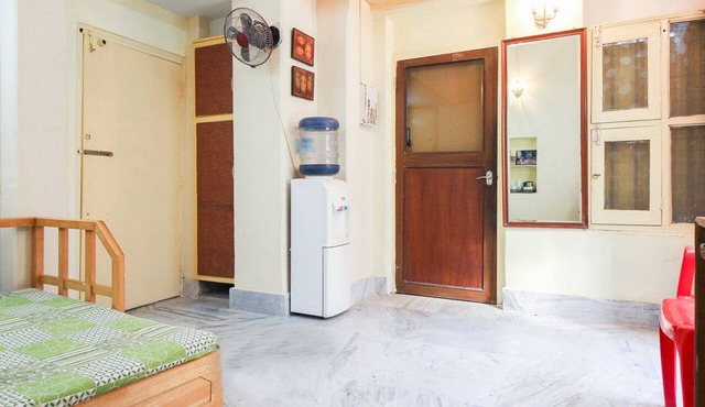 Spacious, Incredible Amenities, Superb Location, Safe /Posh Neighbourhood