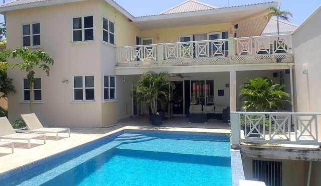 Spacious Indoor/Outdoor living. Private pool. Amazing ocean views