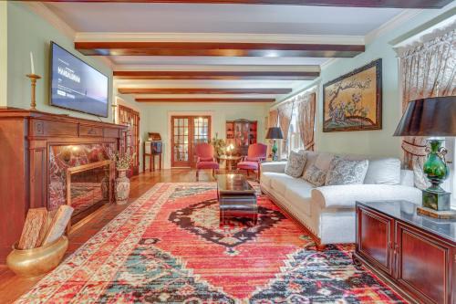 Spacious Jamestown Home Near Nat'l Comedy Center!