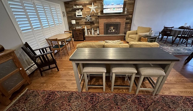 Spacious Lancaster Home Near Spooky Nook, Family-Friendly, Flexible Layout
