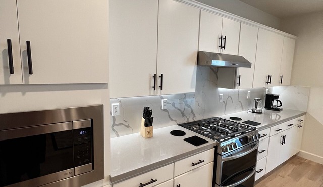 Spacious Lux Newly built Home nr Tracy Hills