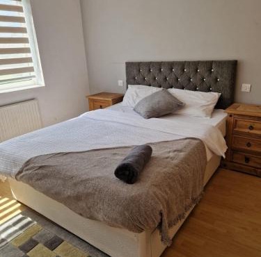 Spacious Luxurious Serviced Accomodation