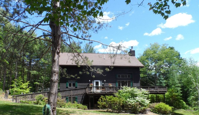 Spacious Luxury-220 Private Acres, Handicap Access, Lake Access w/dock & float