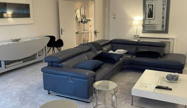 Spacious luxury 3 bed 1st floor apartment