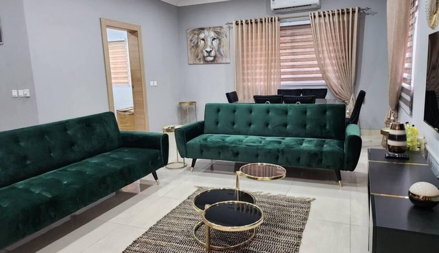 Spacious Luxury 3Bed Hse in Tema - Netflix, Wi-fi