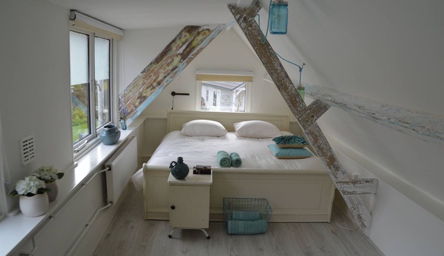 Spacious luxury home very nicely furnished 110m2 no cleaning costs