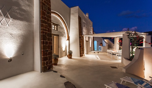 Spacious Luxury Private Villa - Heated Pool - Ocean Views