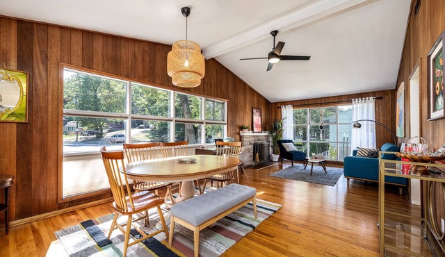 Spacious MCM beach house with private yard!