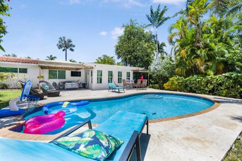 Spacious Miami Home with Private Pool & Parking