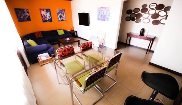 Spacious Modern Apartment