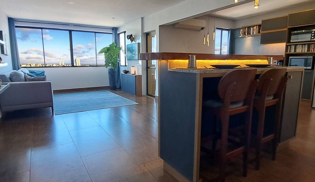 Spacious, modern apartment with amazing views