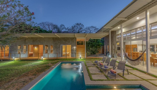 Spacious Modern Home w/pool in gated community