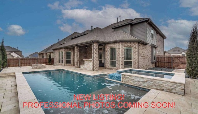 Spacious, Modern Home | Pool, Cinema, Games & More