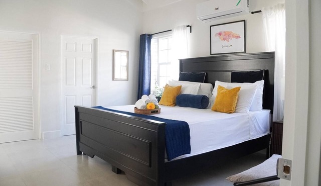 Spacious Modern Villa Near Ocho Rios | Sleeps 6