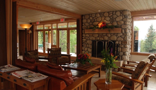 Spacious Mountain Getaway | Hot Pools Access!