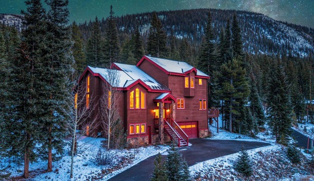 Spacious Mountain Home - 9 min to Downtown Breck