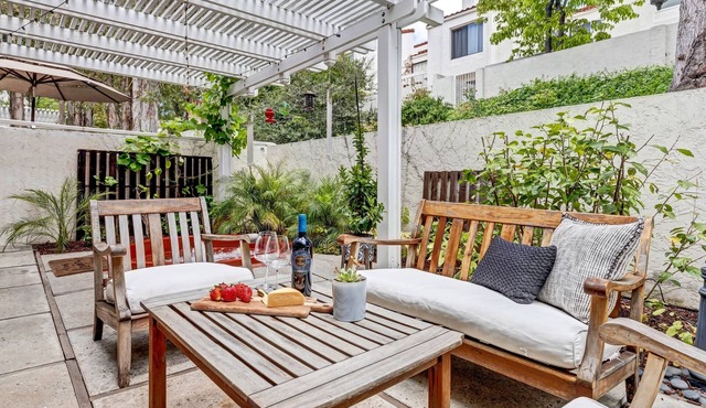 Spacious Nature Escape| Sleeps 6