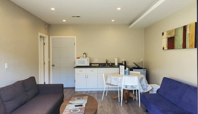 Spacious, new private South San Francisco home