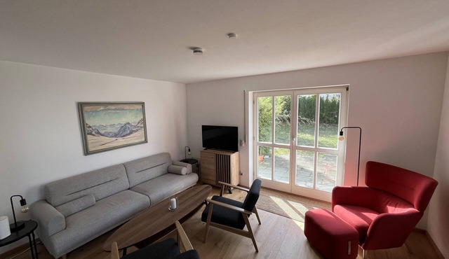 Spacious, new, quiet apartment with terrace & garden - excellent location, 95sqm